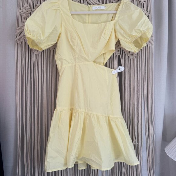 ASTR The Label Mayfair Dress Women’s Small GUC - Picture 4 of 9